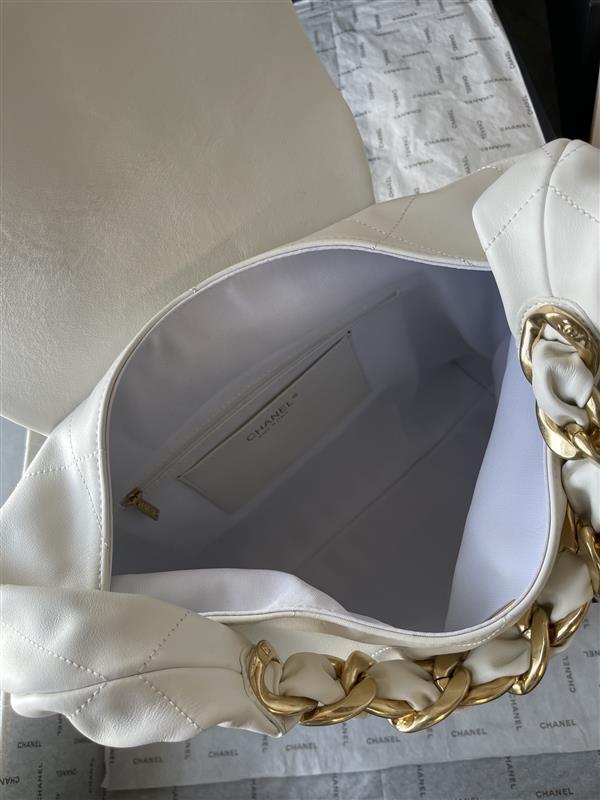 2026131204618599 890